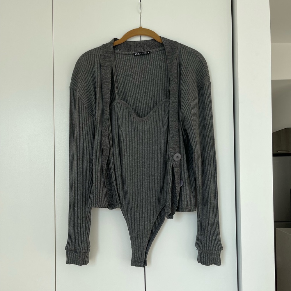 Zara Heathered Gray Ribbed Bodysuit & Cardigan Set size S